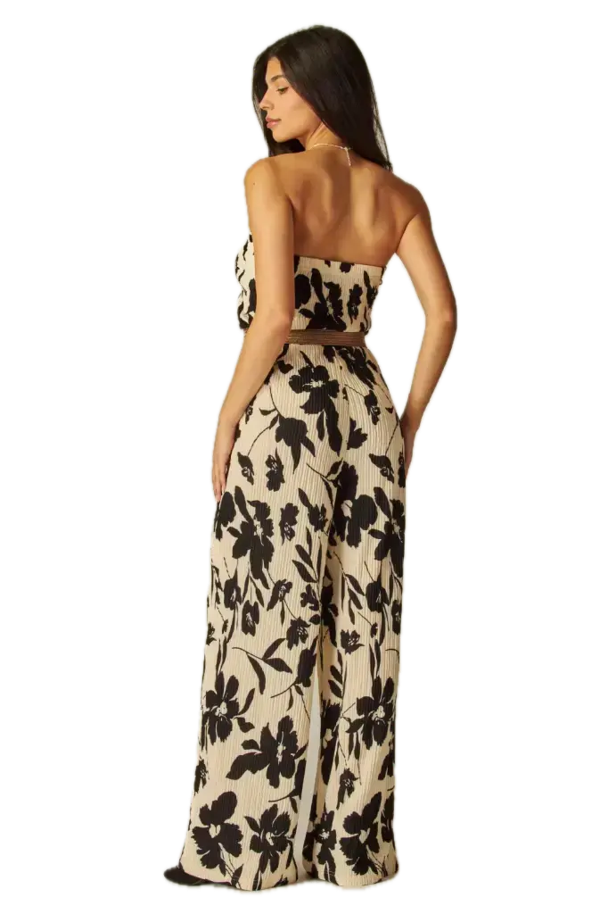 Black-White-Floral-5 Background Removed.webp